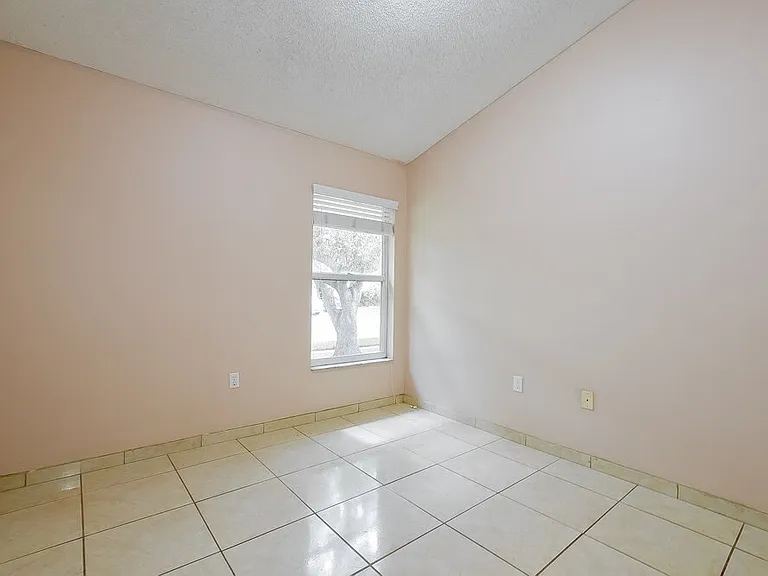 3237 Harpers Ferry Ct — Photo 13