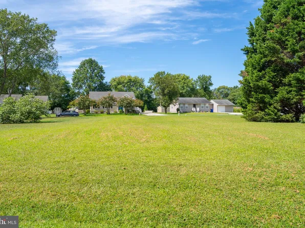 51 Sawmill Rd, Millville, DE 19967