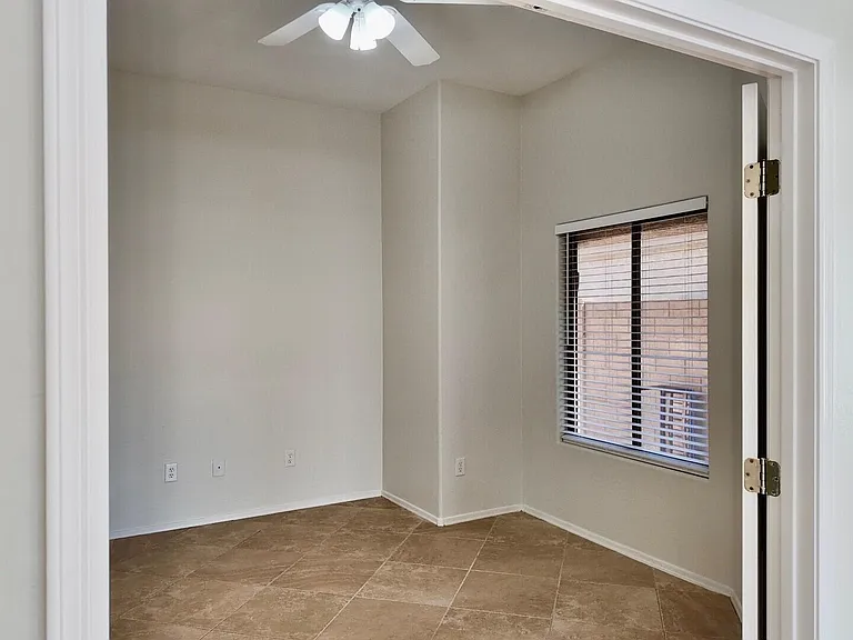 14624 N 87th Dr — Photo 6