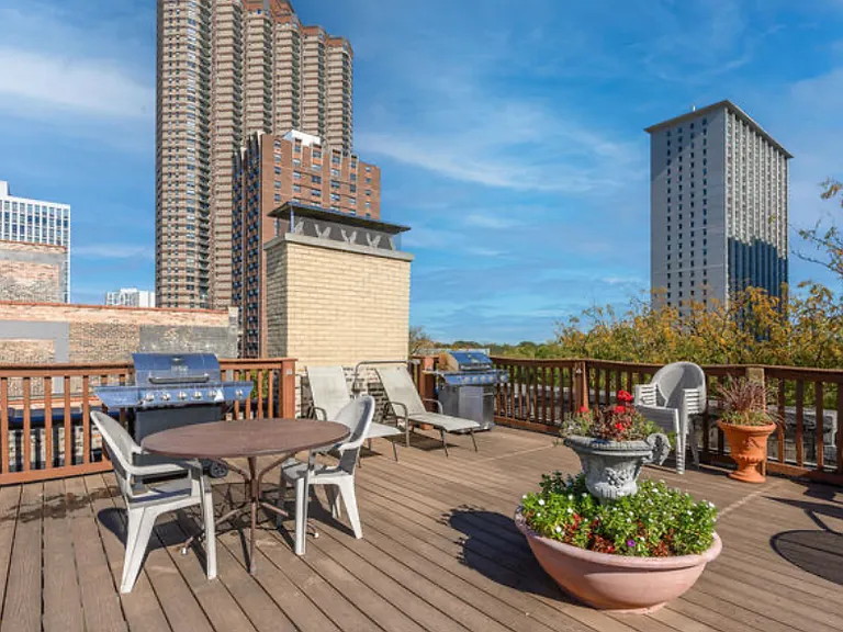 3606 N Pine Grove Ave #2K — Photo 15