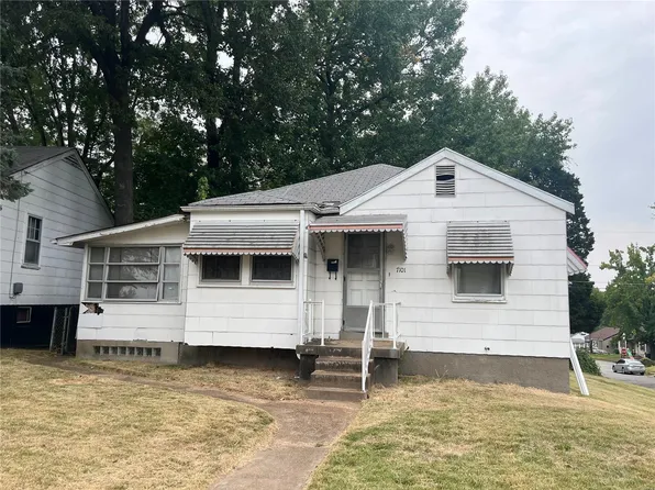 7101 Seymour Dr, Saint Louis, MO 63136
