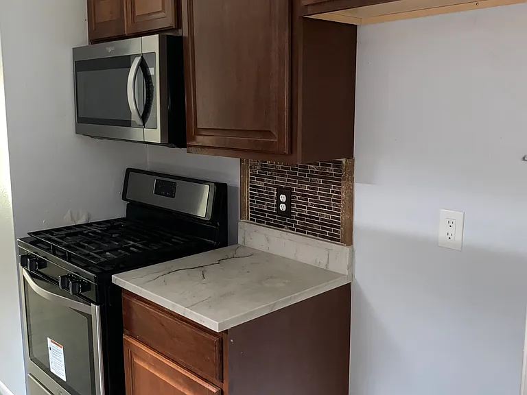 9455 Valley Dale St — Photo 10