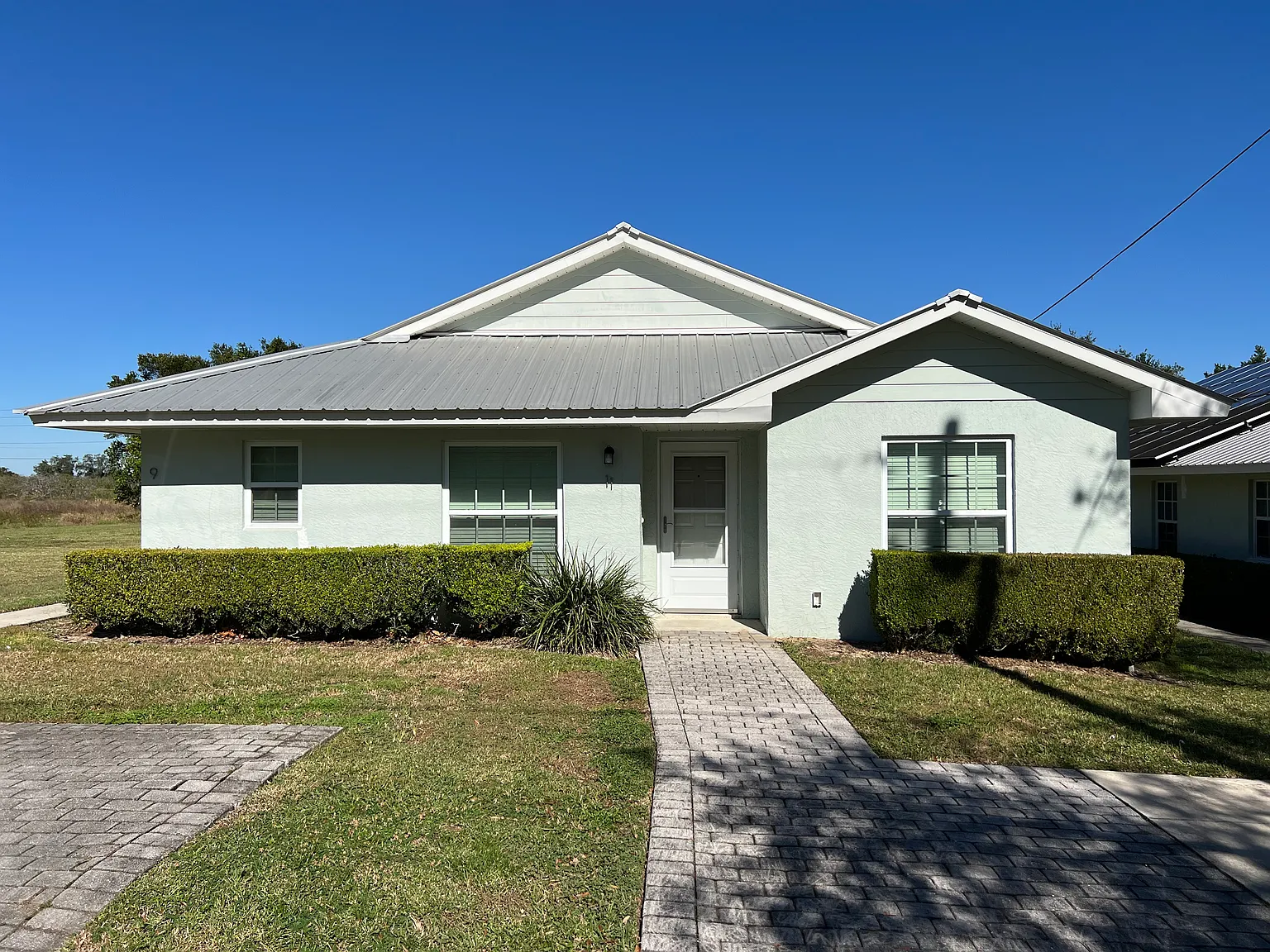 2 bed, 1200 sqft, $1,295 — Photo 1