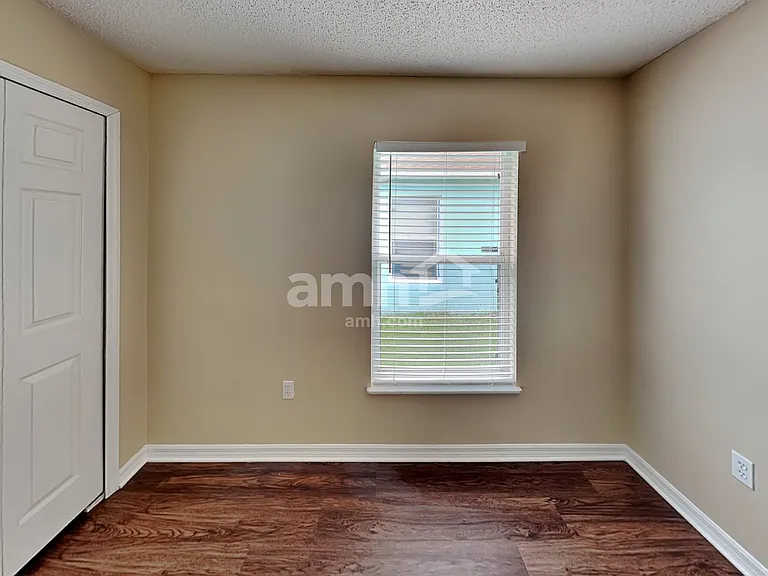 109 Placid Woods Ct — Photo 12
