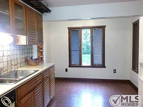 Pearl Kitchen 8.jpg