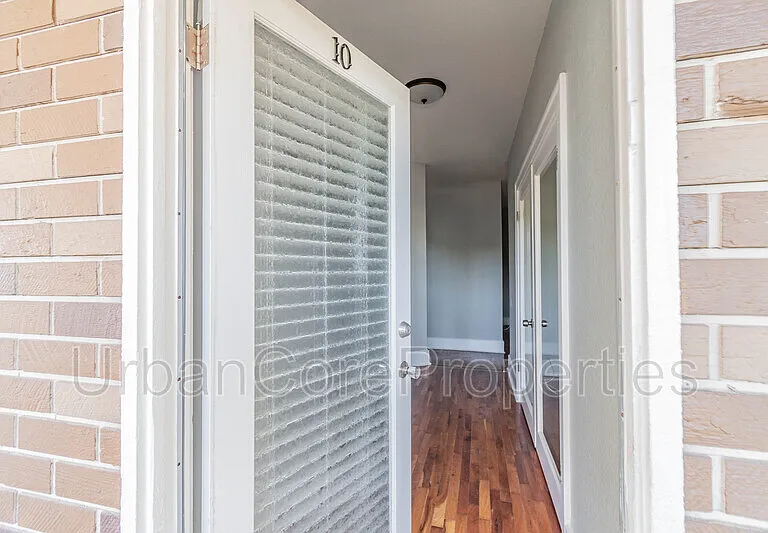 315 7th Ave N #10 — Photo 13