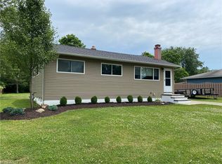 13463 Yager Dr, Strongsville, OH 44136