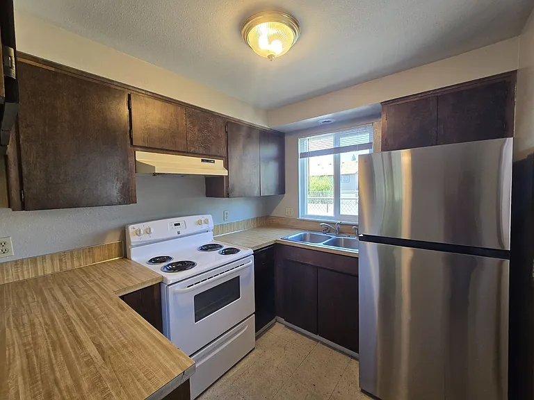 124 Atkinson Ct #15 — Photo 6