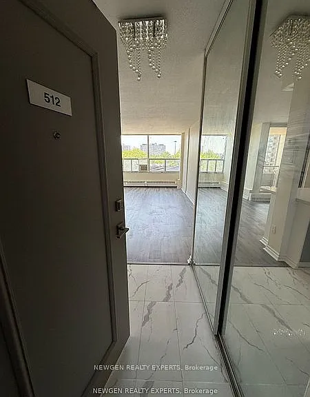 5 Vicora Linkway #512 — Photo 2