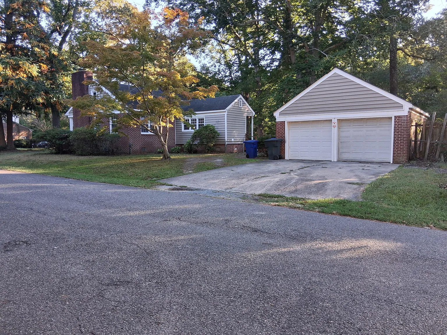 3 bed, 1560 sqft, $2,100 — Photo 2