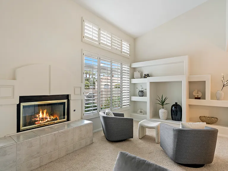 9148 N 115th Way — Photo 6