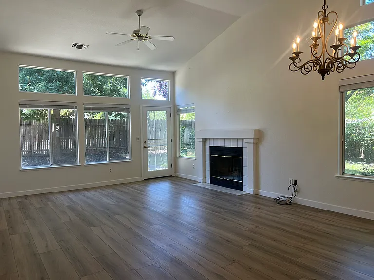132S-15156 Celebrar St — Photo 4