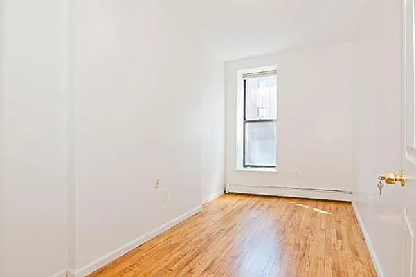 Rented by Compass | media 16