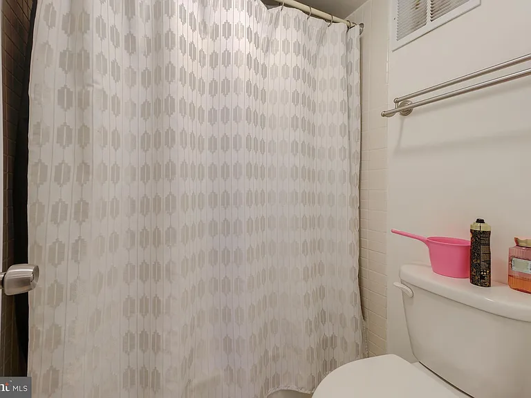 3713 George Mason Dr #414W — Photo 24