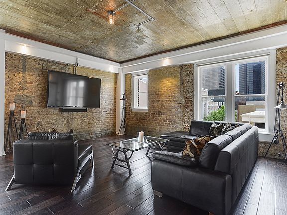 5th image of 909 Lafayette St APT 9