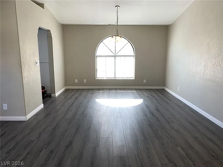 1411 Santa Margarita St #G — Photo 8