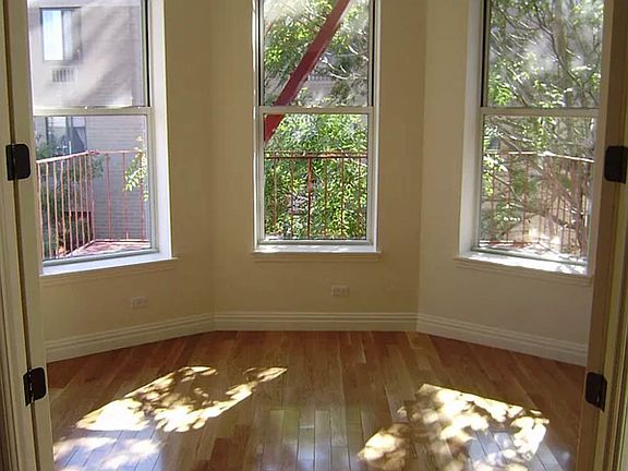 4th image of 306 E 119th St APT 9