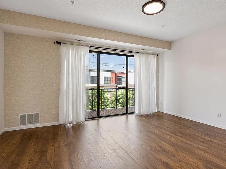 4525 Park Commons Dr #306 — Photo 8