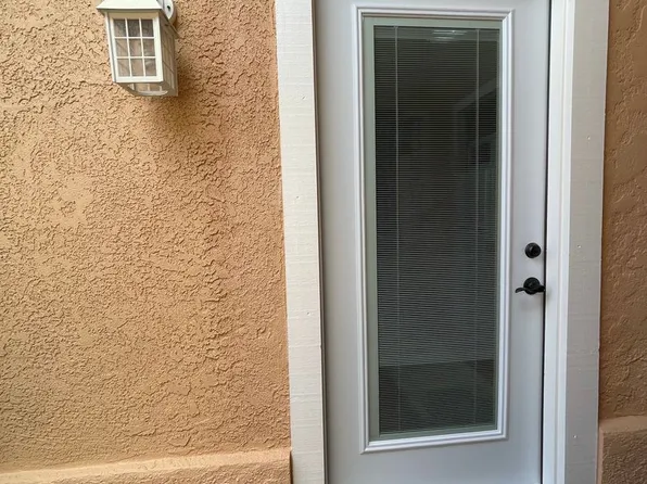 3477 Pontiac Dr, Carlsbad, CA 92010