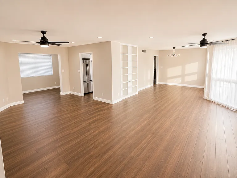 1825 E Fremont Dr — Photo 3