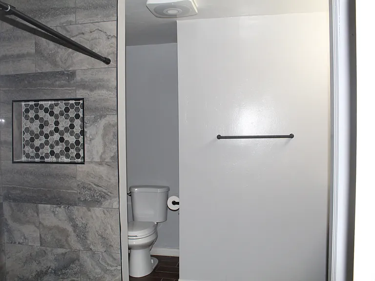 215 Almond St — Photo 24