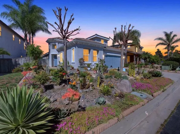 10254 Spruce Woodlands Way, Escondido, CA 92026