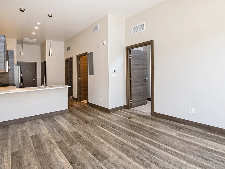 Chambers Lofts — Photo 7