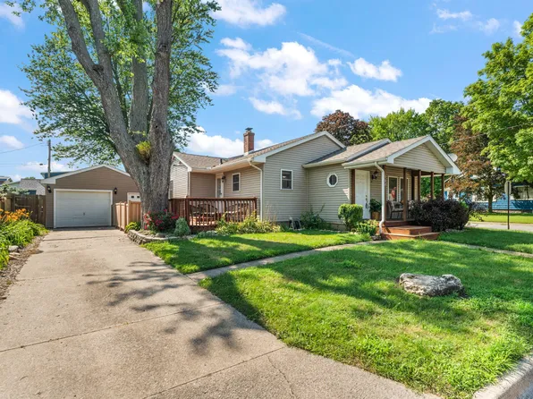 302 W 11th St, La Porte, IN 46350