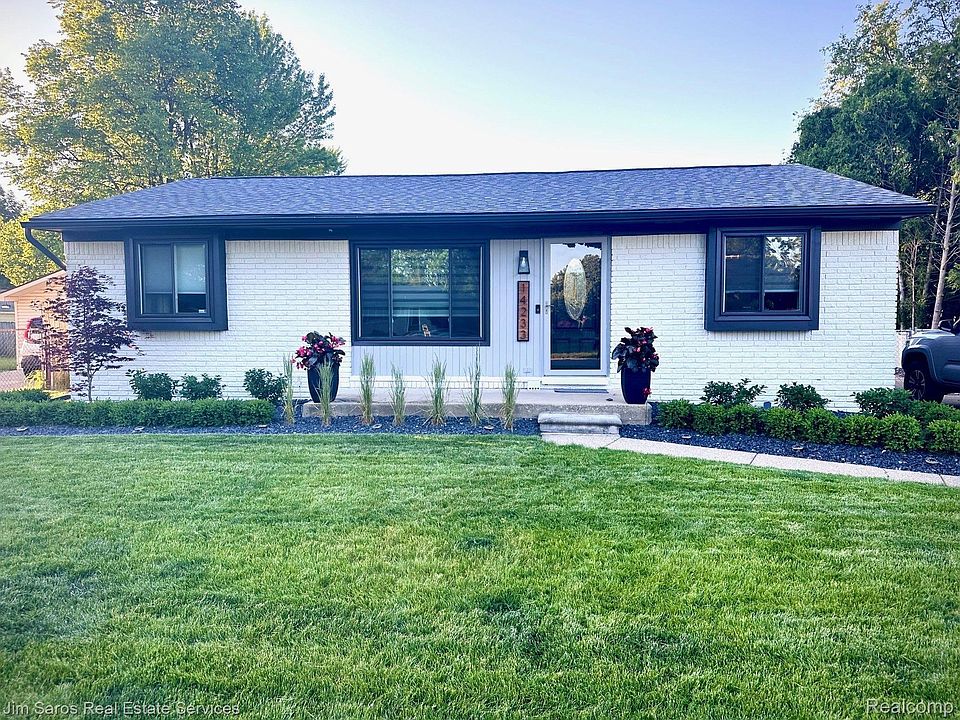 1st image of 14233 Randall Dr