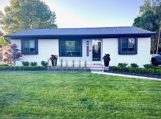 14233 Randall Dr, Sterling Heights, MI 48313