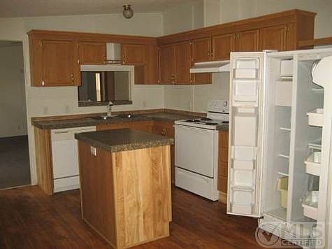5th image of 2 Noah Ct