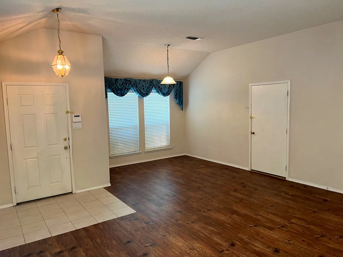 8055 Raleigh Drive — Photo 3