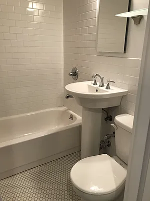 Rented by Metropolis Real Estate of Manhattan | media 21