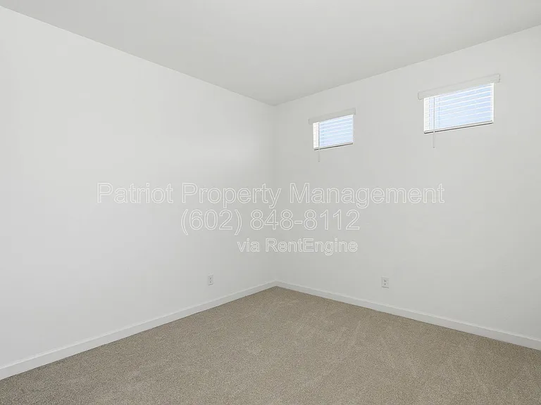 7404 W Buckhorn Trl — Photo 24
