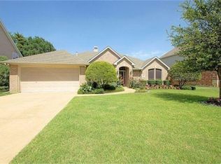 904 Water Oak Dr, Grapevine, TX 76051