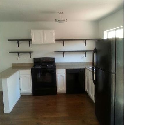 4th image of 5235 Golden Ln APT D