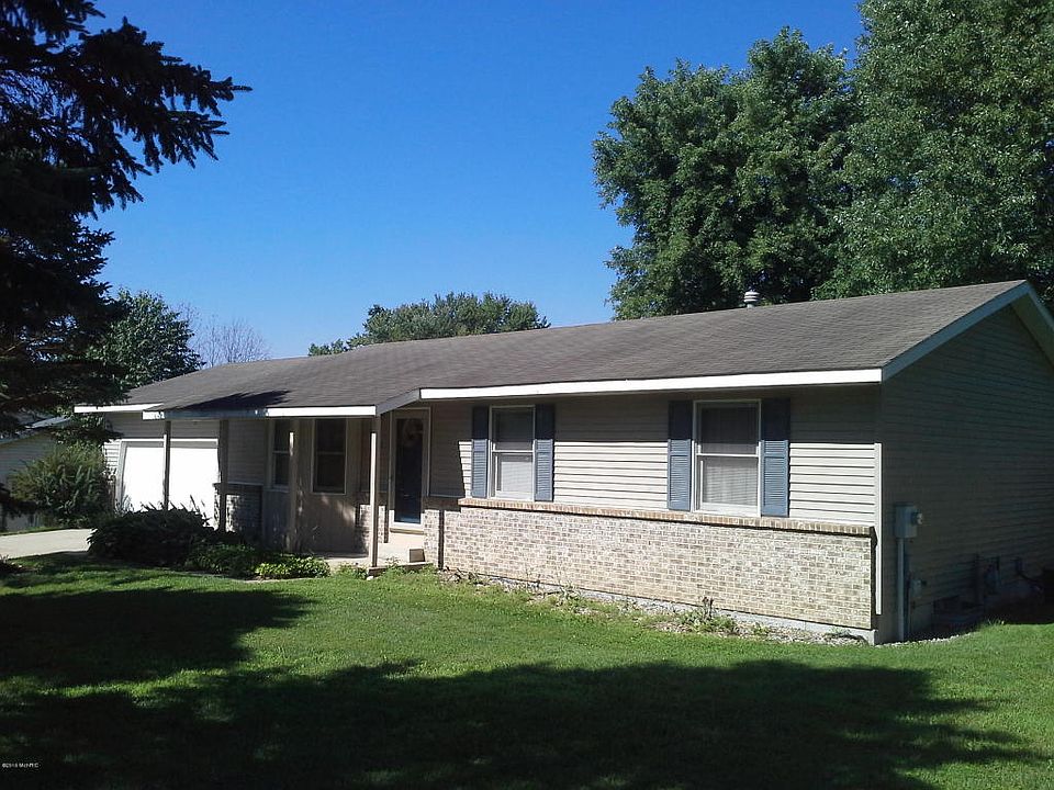 1st image of 792 Autumn Dr