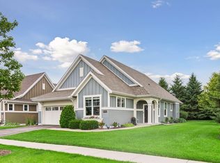 5010 Dale Ridge Rd, Woodbury, MN 55129