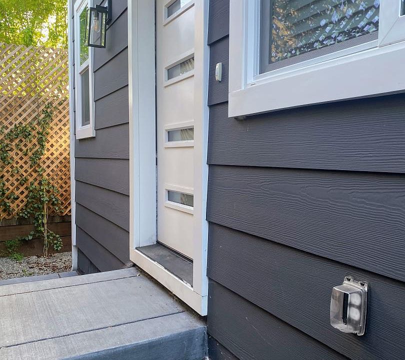 1st image of 351 West Ct #1