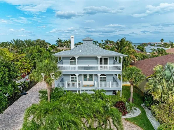 1129 3rd Ave S, Tierra Verde, FL 33715