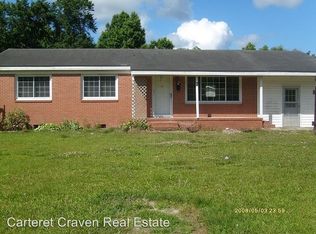 7 Chattawka Dr, Havelock, NC 28532