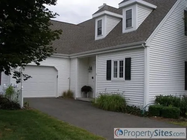 1 Primrose Ln, Farmington, CT 06032