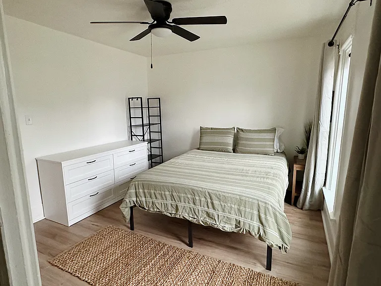 1301 Broadway Ave NW #2 — Photo 7