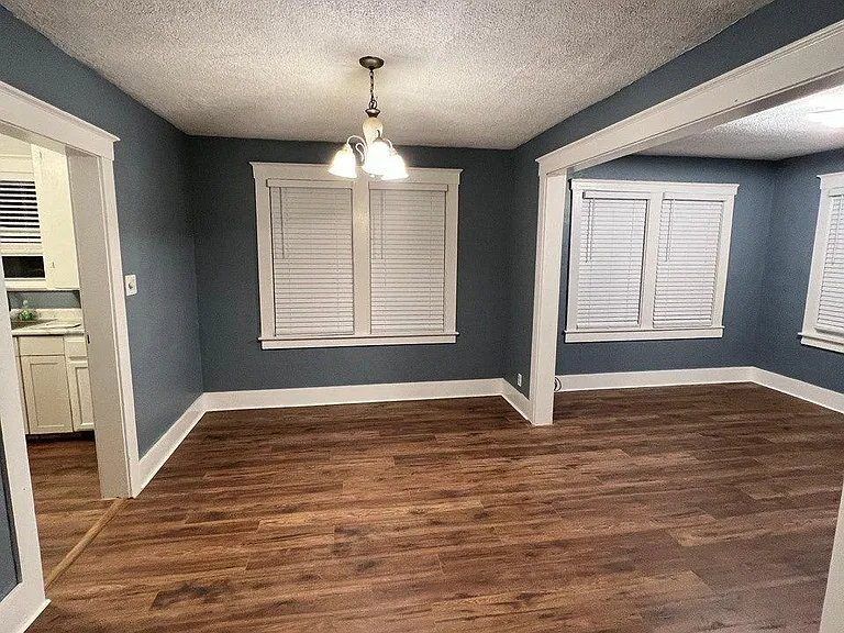 537 E Woodland St — Photo 15