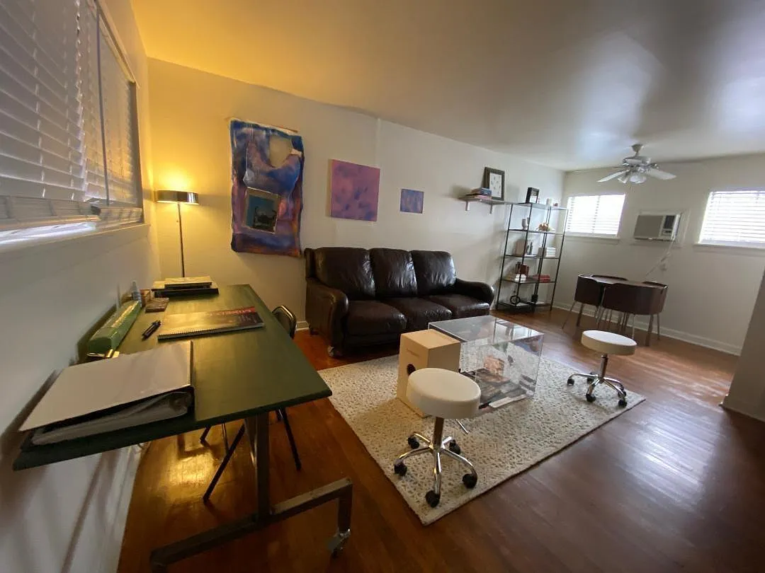1 bed, 1.0 bath, 7860 sqft, $900 — Photo 4
