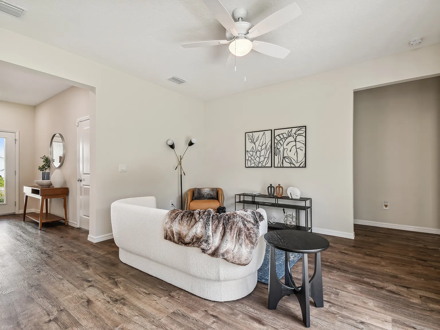 3 bed, 1550 sqft, $2,145 — Photo 3