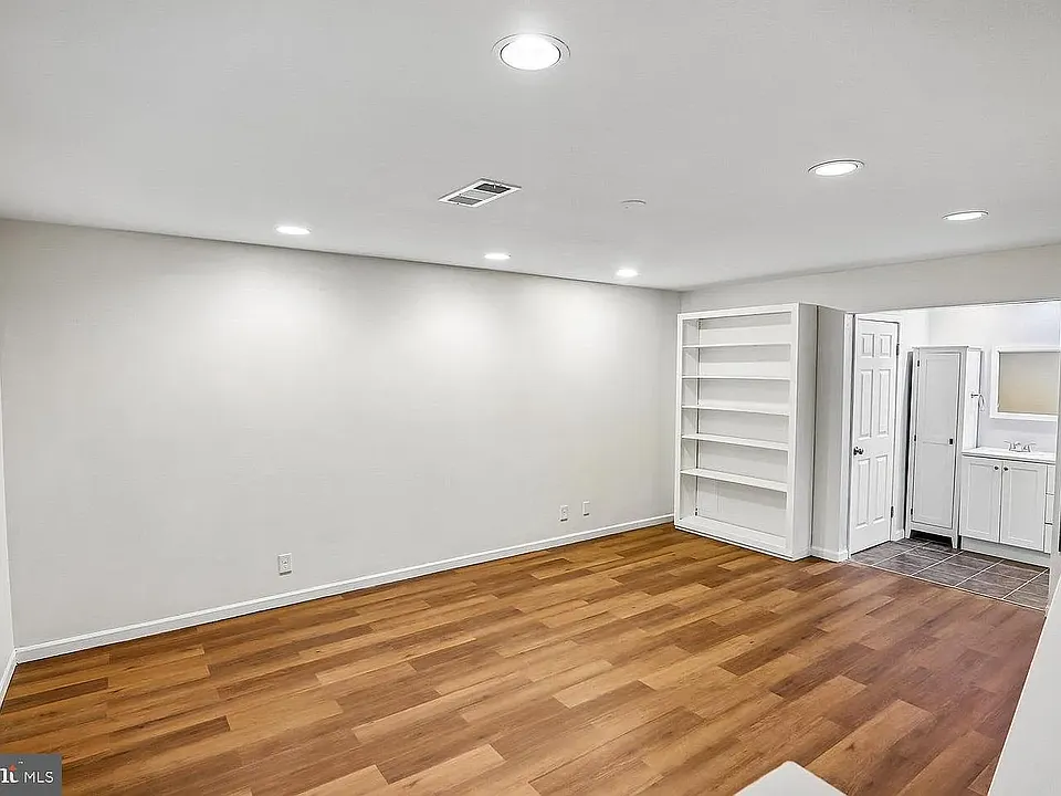 10707 Hampton Mill Ter #110