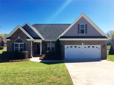 6335 Sugar Cane Ln, Thomasville, NC, 27360
