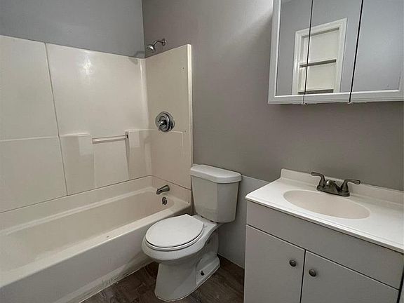 5th image of 2737 Shadowcreek Dr