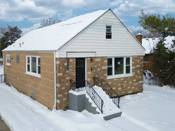 2926 Prairie Ave, Brookfield, IL 60513